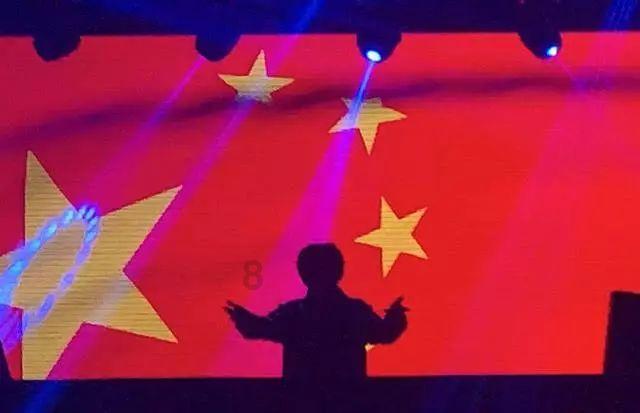 1950年，杨得志回乡探亲，姐姐拿出一张照片说：坏人看见要杀头的