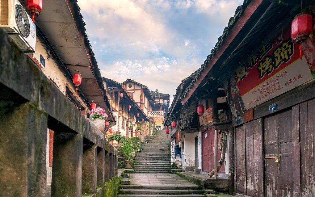逃离违建房屋4